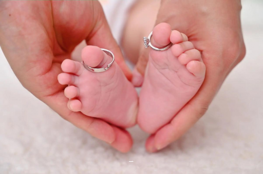 进贤孕妇肚子隐隐作痛